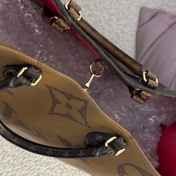 - Louis Vuitton OnTheGo GM.  Wonderful condition! ❤️ - Picture 6 of 13